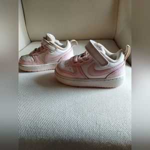 Nike toddler shoes